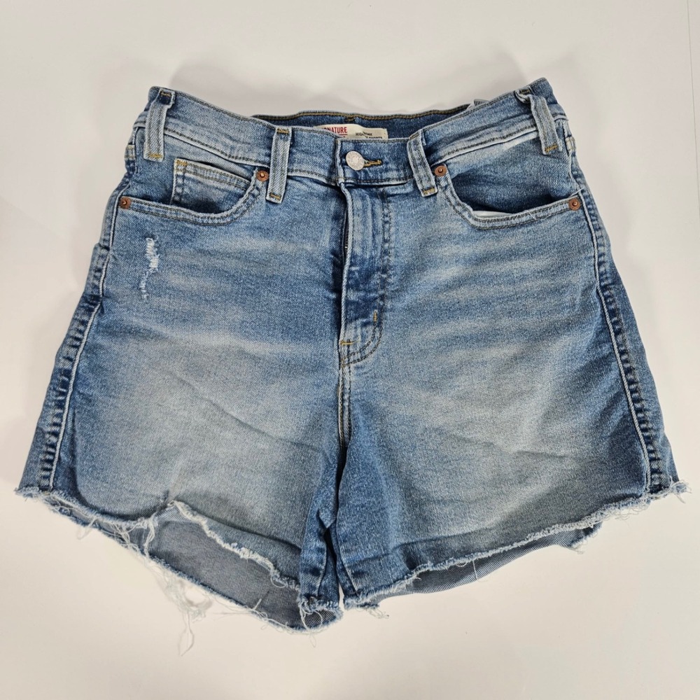 Signature by Levi Strauss Heritage High Rise Jean Shorts Medium Wash 8 W29 A1527